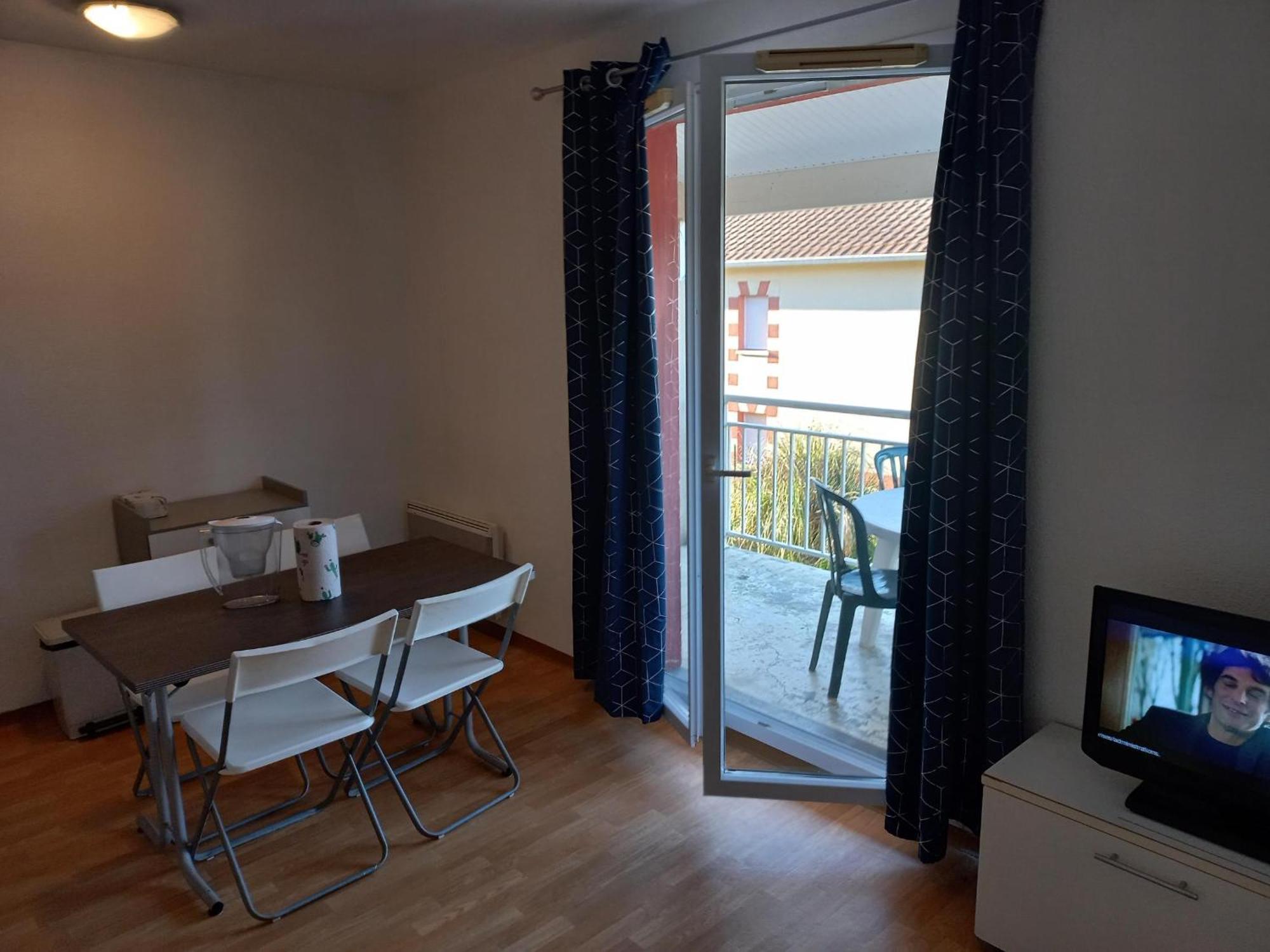 Appartement Le Verdon Sur Mer Exterior photo