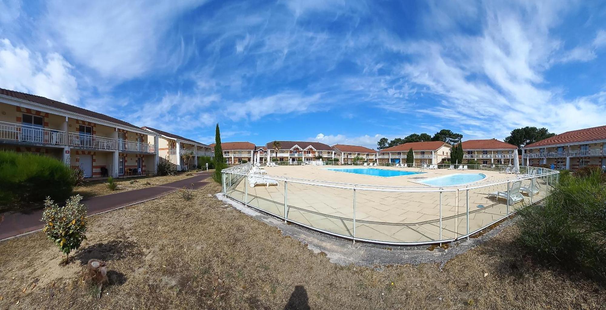 Appartement Le Verdon Sur Mer Exterior photo
